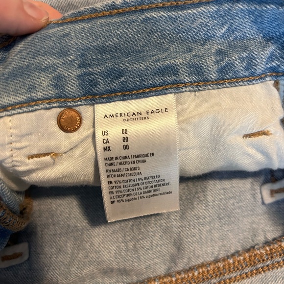 American Eagle Highest Rise Baggy Short Distressed Style Size 00 - Picture 11 of 15